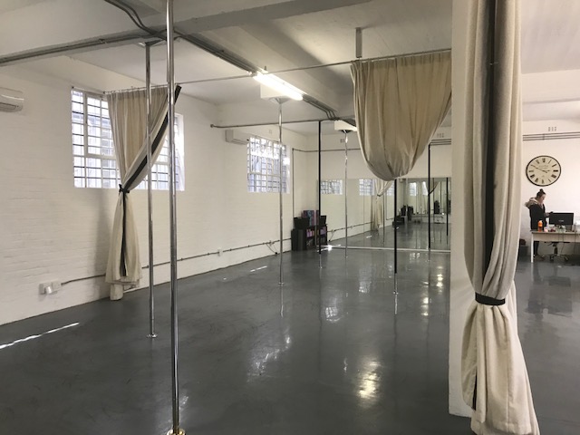 To Let Commercial Property for Rent in Woodstock Western Cape